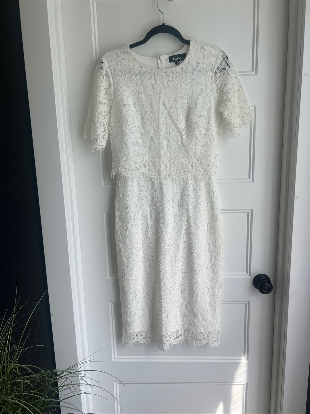 Lulu's Ivory Lace Midi Dress with Short Flutter Sleeves